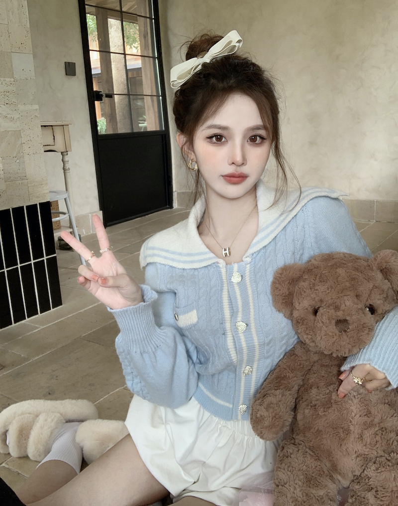實拍 軟糯毛衣女秋冬設計感短款海軍領上衣氣質百搭小香風外套