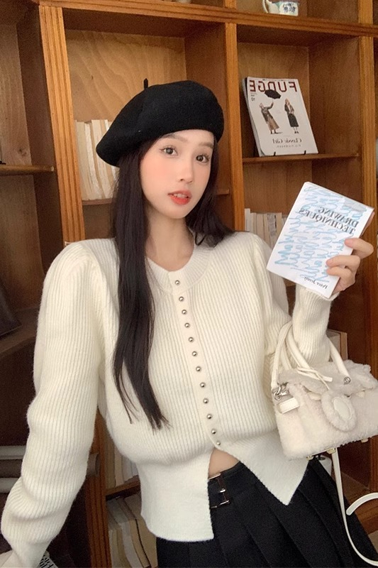 韓版慵懶單排扣長袖針織衫女秋季新款時尚寬鬆設計感圓領短款開衫