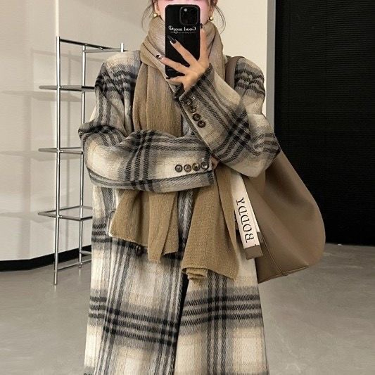 2023 Autumn and Winter New High-end Korean Tartan Coat Women's Extra Long Loose Casual Jacket
