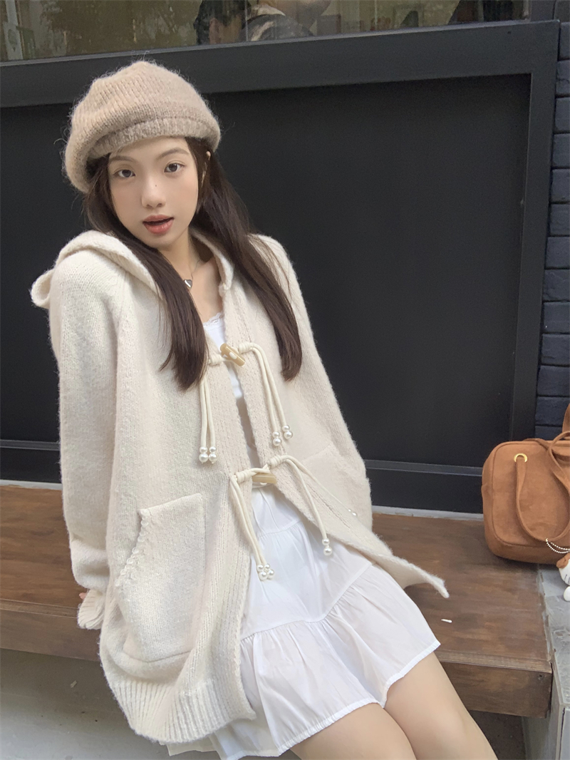 Real shot of retro gentle Chinese style hooded horn button autumn and winter loose knitted sweater jacket for women