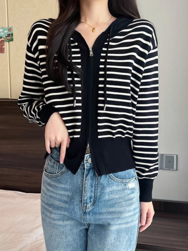 Women's Loose Hooded Striped Knit Cardigan Jacket for Fall, Stylish and Slimming, New Arrival for Plus Size Girls