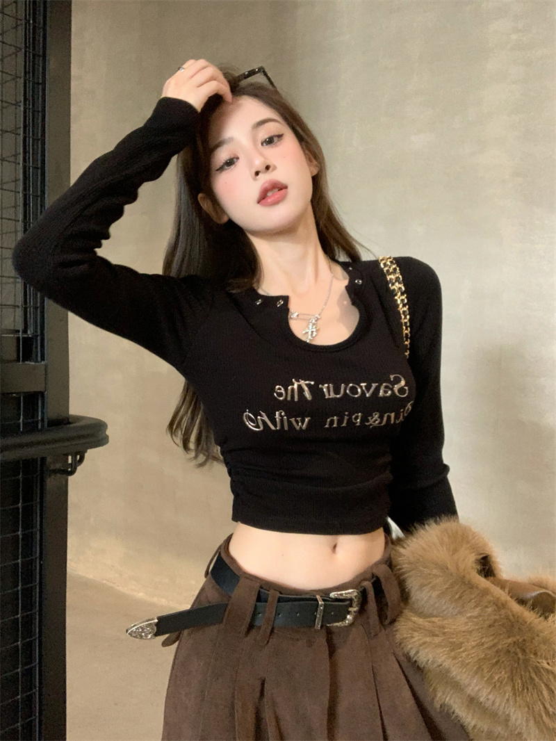 Real shot 2023 autumn and winter suit soup silver T-shirt + furry cardigan jacket + wide-leg trousers three-piece set