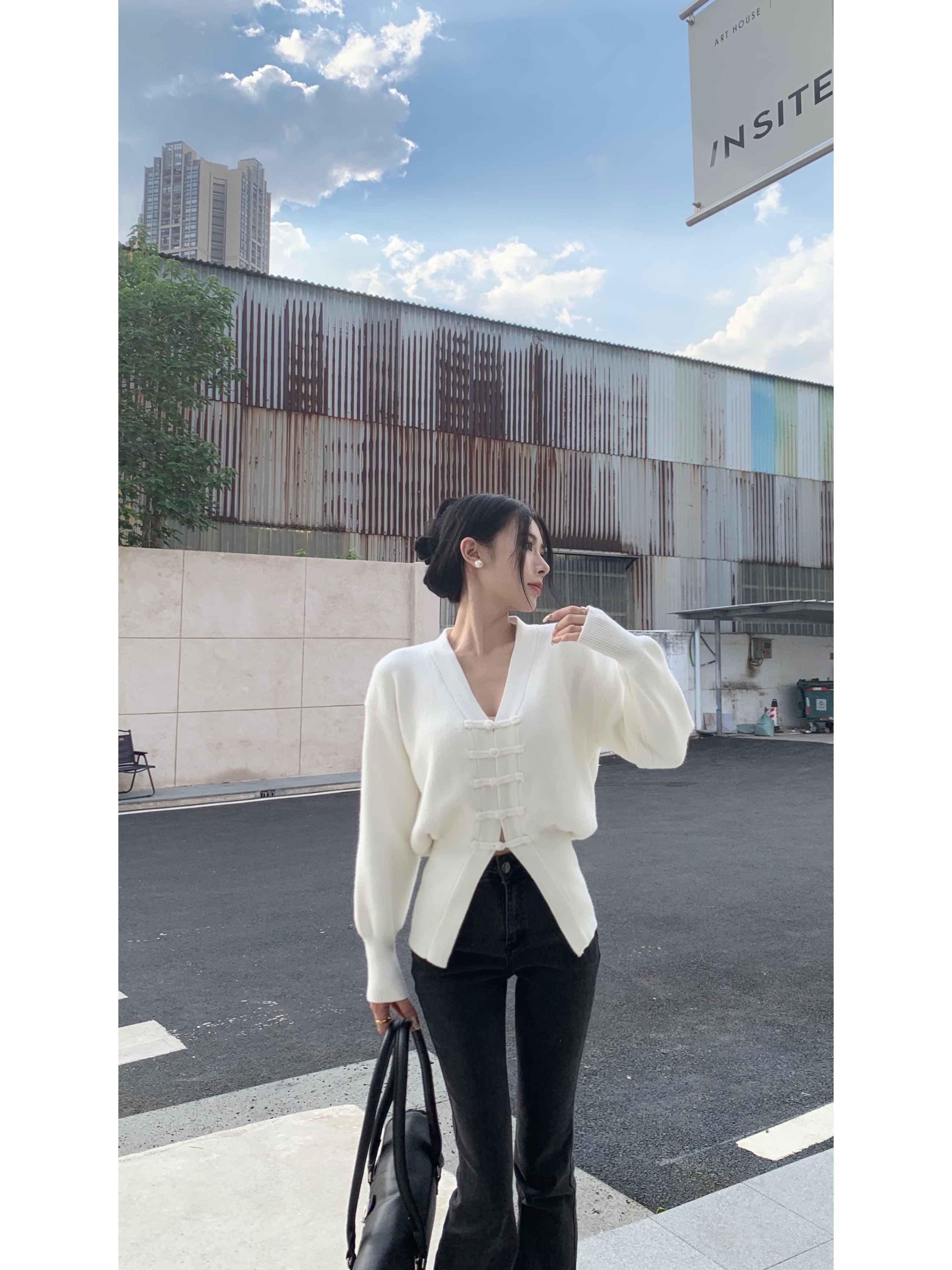 實拍~新中式開衫針織外套女外搭秋冬白色v領長袖上衣