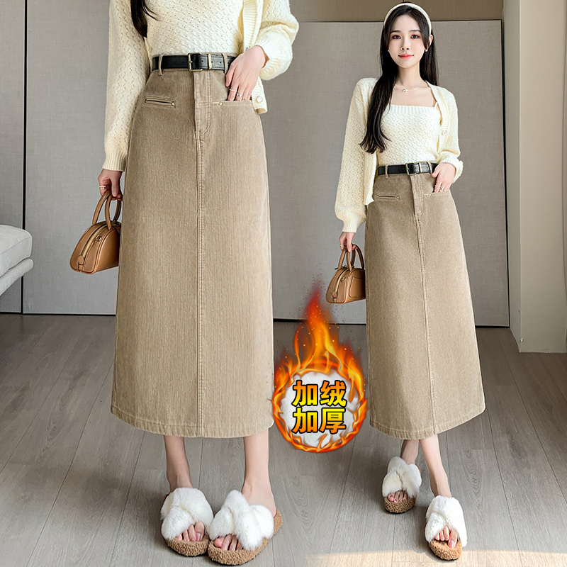 Corduroy skirt for women 2023 autumn and winter mid-length plus velvet skirt slimming retro Hepburn style high-waisted straight skirt