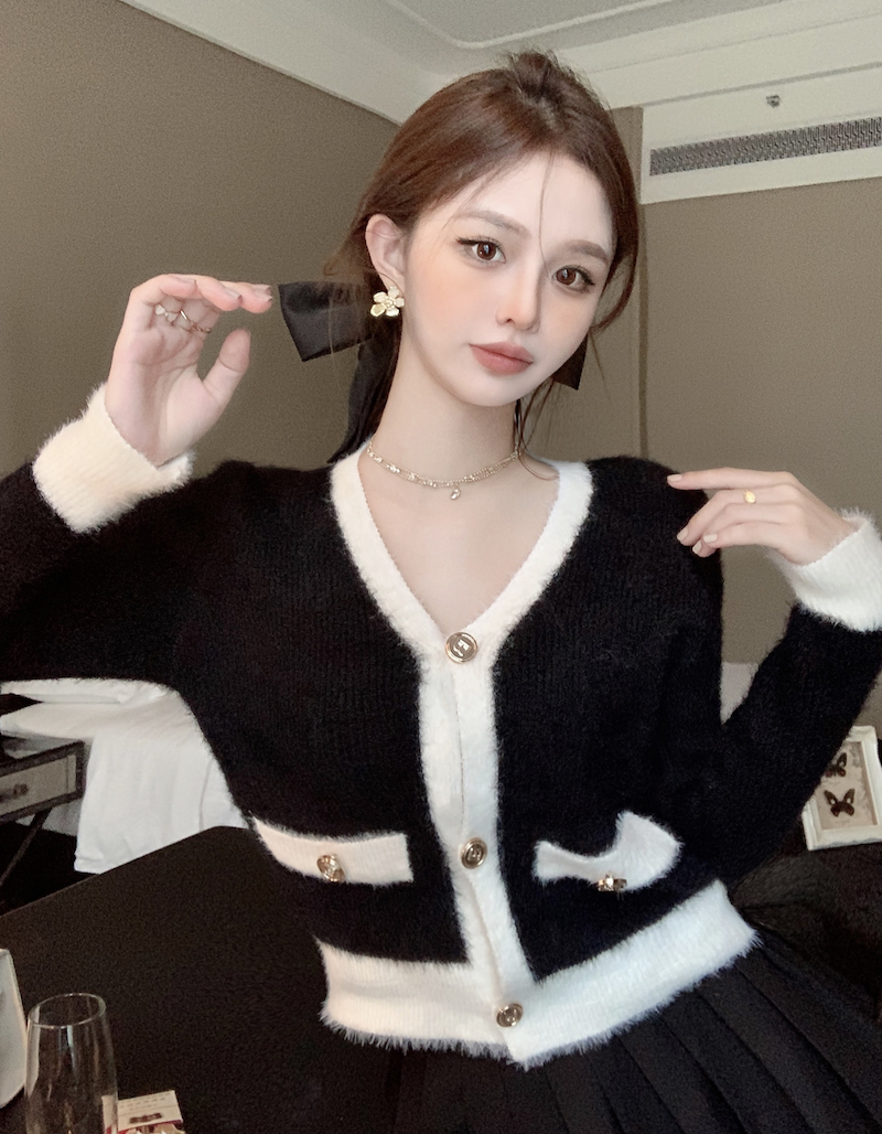 實拍~韓版洋氣V領顯瘦長袖仿水貂毛拼接針織開衫長袖短款毛衣