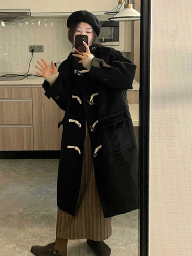 Hepburn style woolen coat mid-length autumn and winter  new small black horn button coat for women