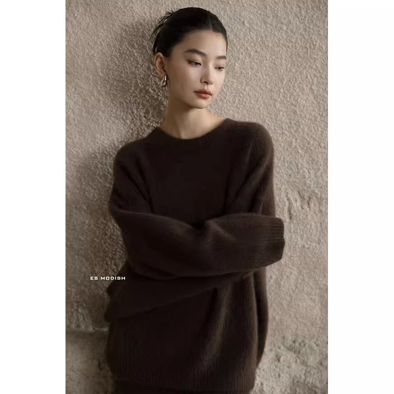 美拉德仿浣熊絨軟糯毛衣女秋冬高級感慵懶加厚套頭羊絨針織衫冬季
