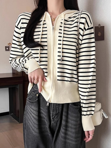 Women's Loose Hooded Striped Knit Cardigan Jacket for Fall, Stylish and Slimming, New Arrival for Plus Size Girls