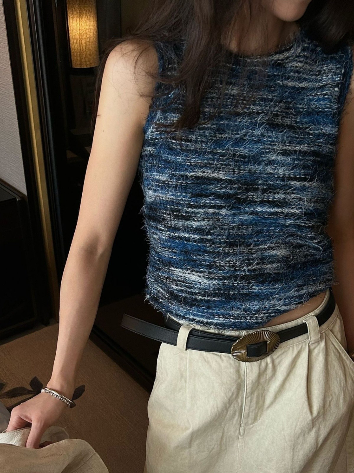 2023秋季韓版花式紗線復古辣妹風毛流短款套頭背心女士針織衫