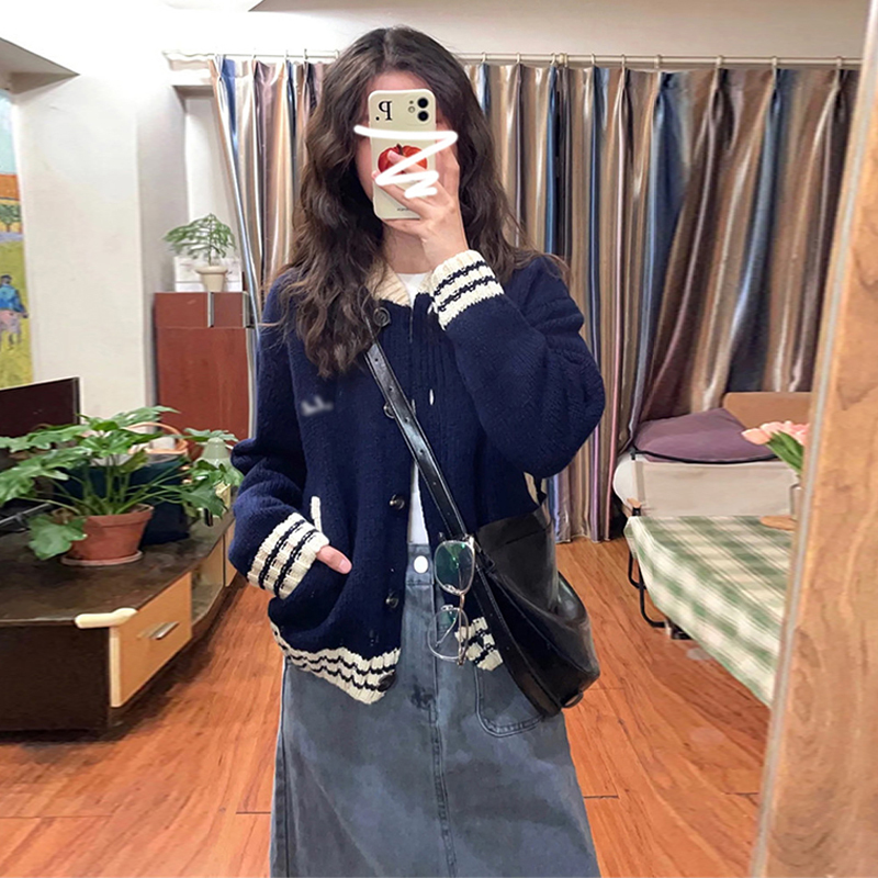 藍色毛衣女秋冬2023新款慵懶學院風開衫針織外套寬鬆長袖上衣