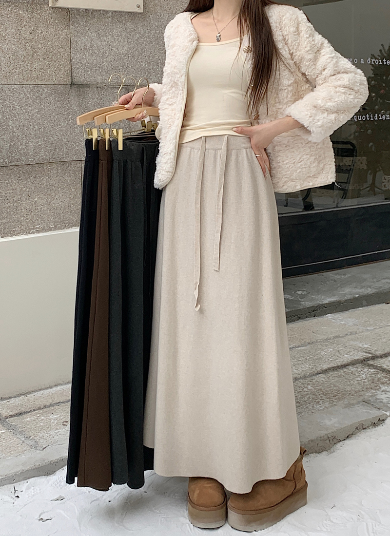 Real shot of winter warm and comfortable knitted skirt 2023 new Korean version slimming mid-length skirt