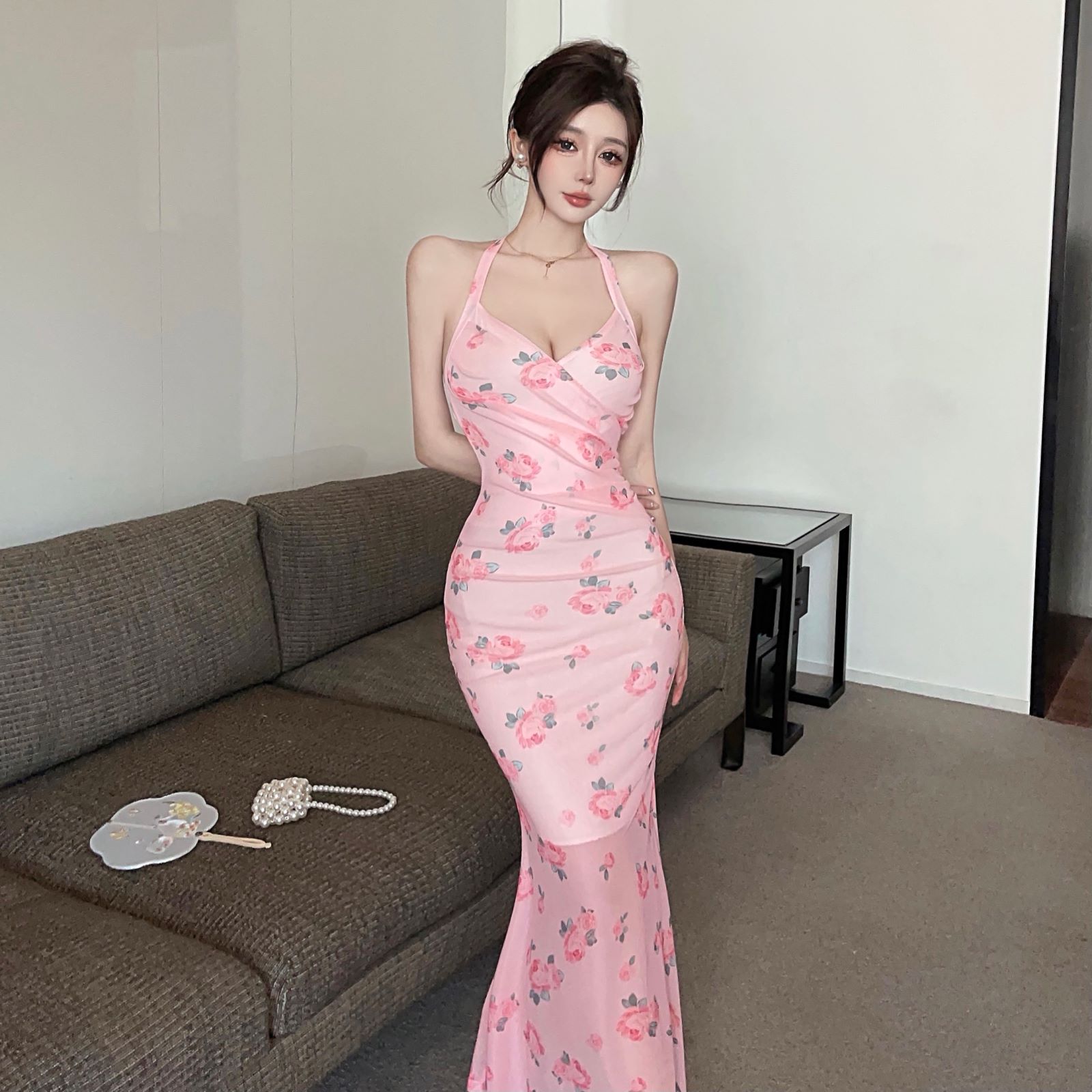 實拍法式浪漫粉花色絲絨吊帶裙長款開叉女人味連衣裙