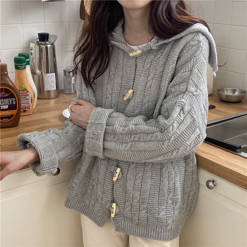 Actual shot ~ New Korean style horn button knitted cardigan sweater, twist sweater, long-sleeved loose salt style jacket