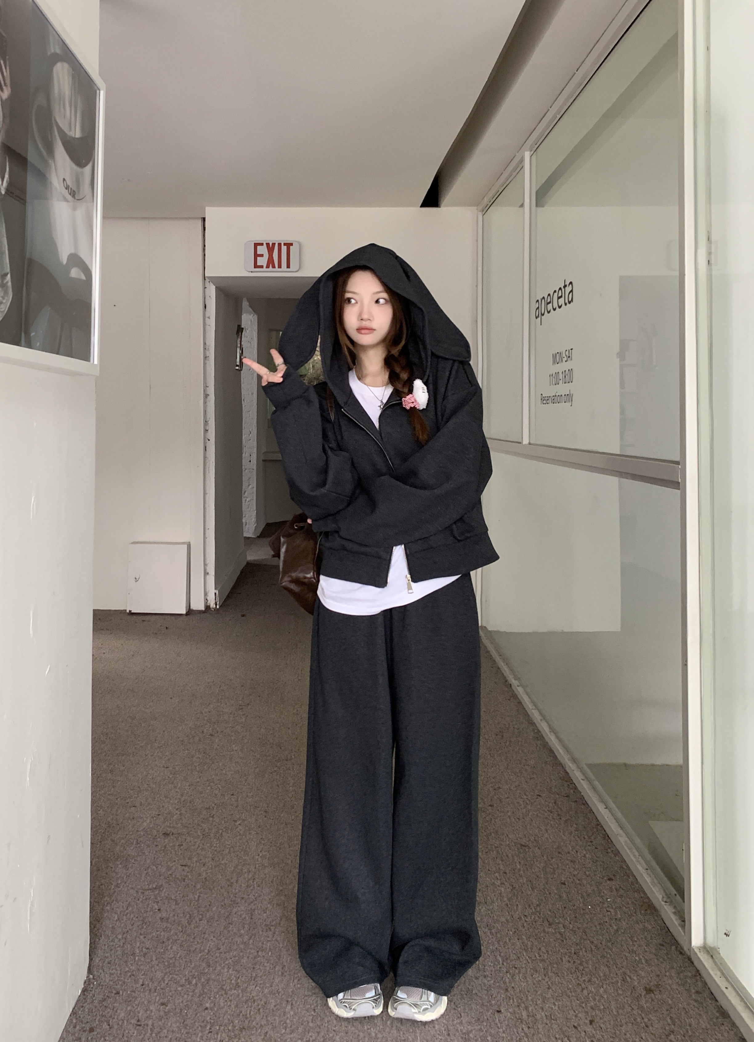 實拍 連帽衛衣女2023秋冬美式慵懶風小眾短款外套兩件套
