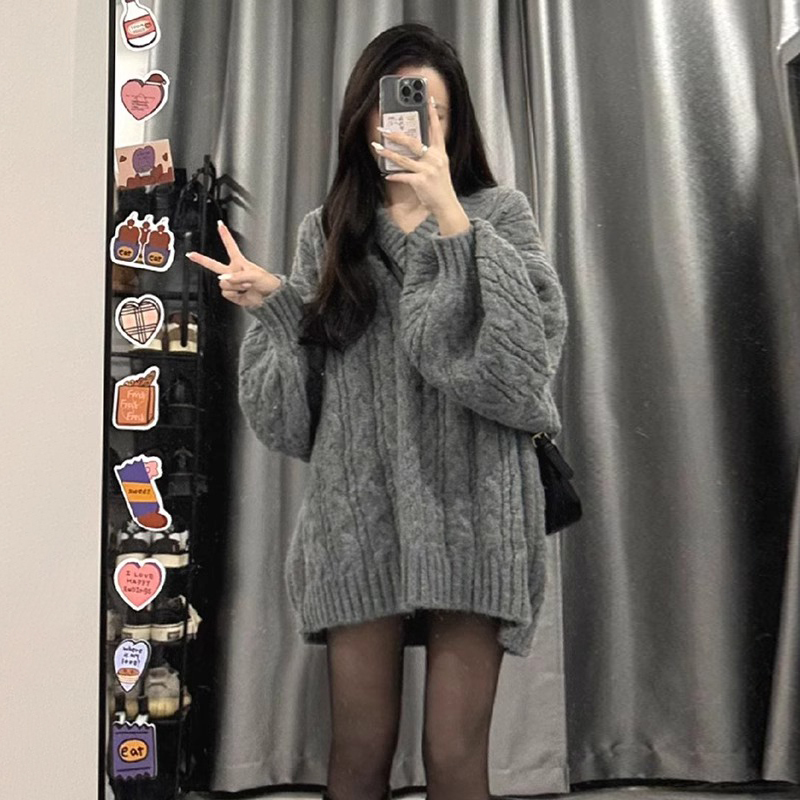 灰色麻花v領毛衣女秋冬2023新款中長款毛衣裙慵懶風寬鬆上衣