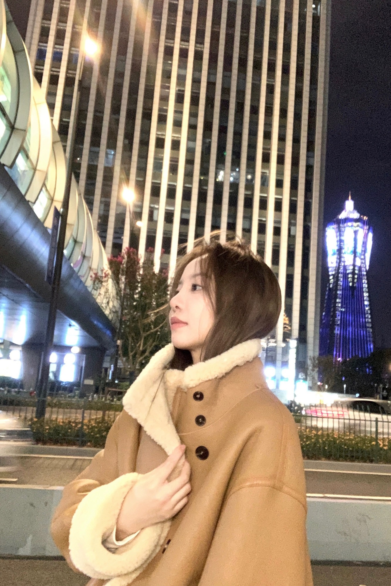 YUYUREAL- 博主zui愛 進口美利奴皮毛一體兩穿立領落肩寬鬆外套