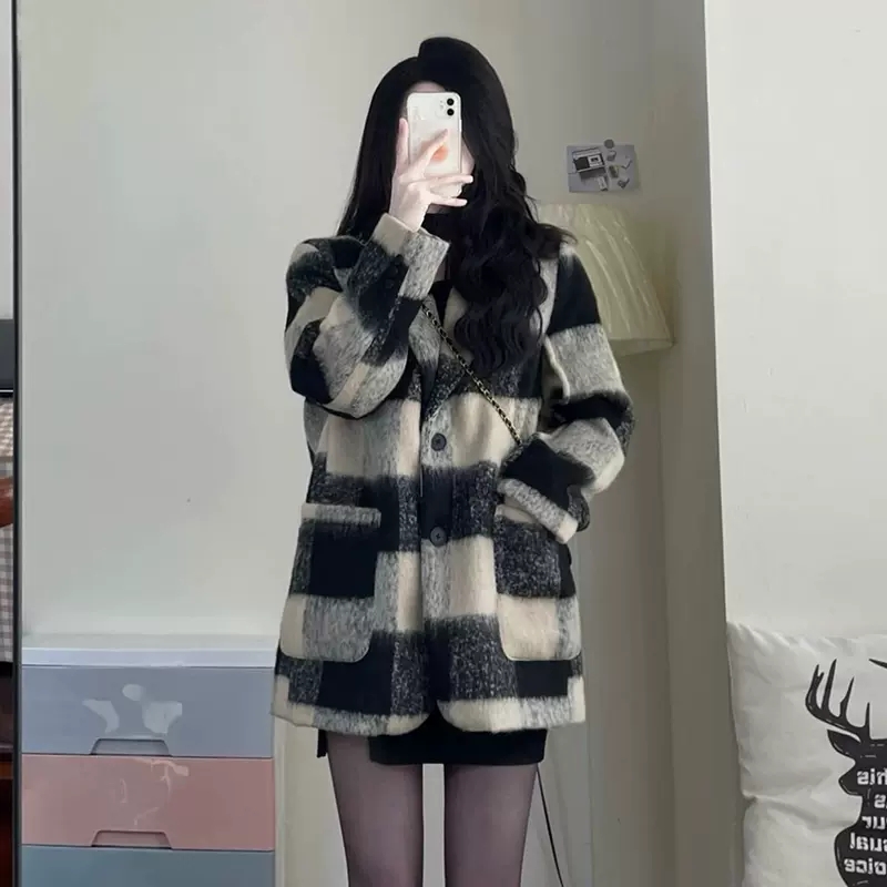 毛呢西裝外套女士秋冬新高級感氣質休閒加厚格紋呢子西服大衣