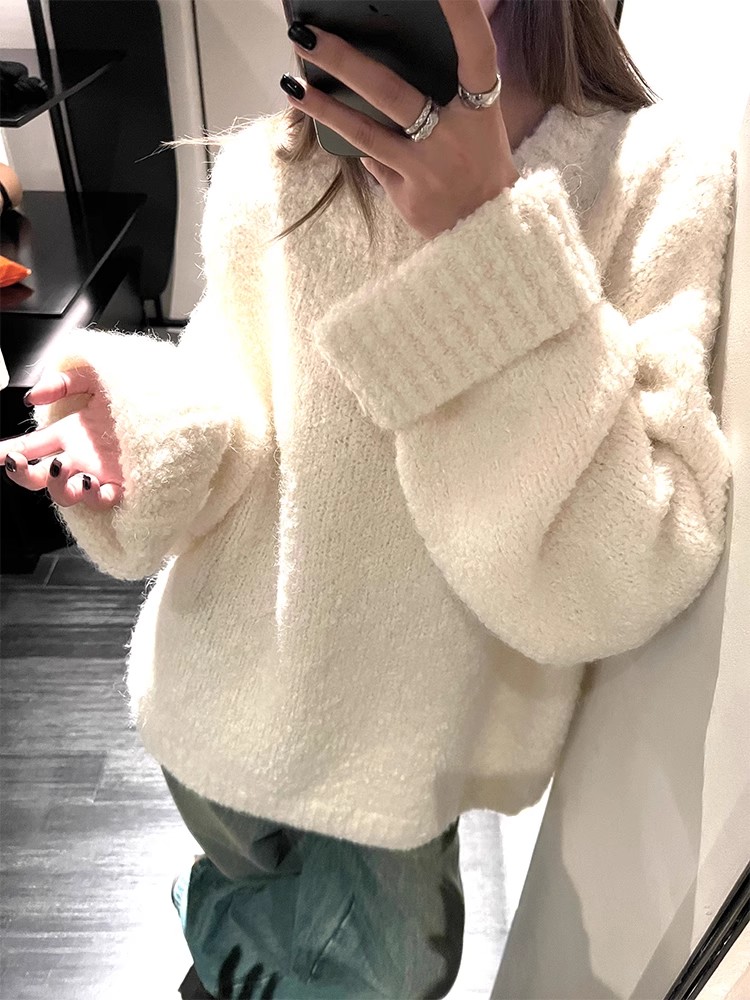 4PRIL給足溫暖 883g糯糯羊駝毛大毛衣女冬季寬鬆圓領套頭針織上衣