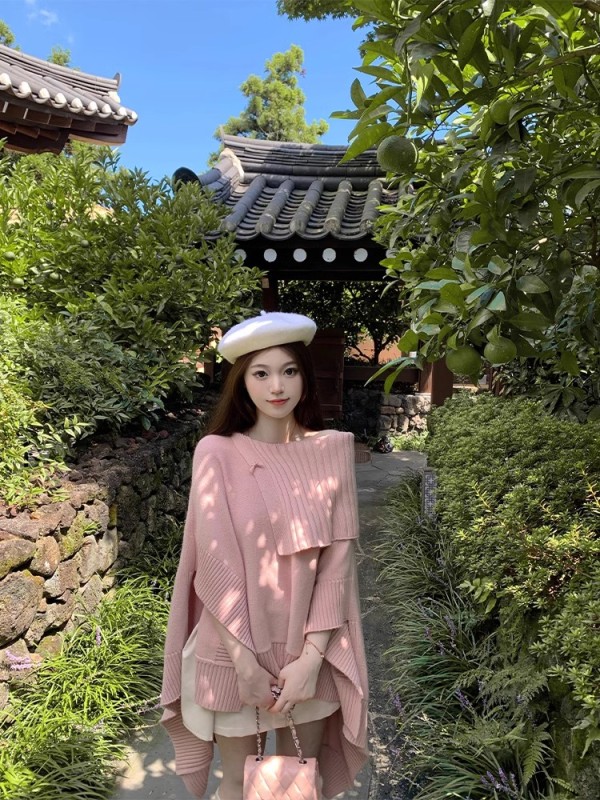 DoggyQin 奧莉維婭/澳洲羊毛針織衫女秋冬慵懶寬鬆百搭斗篷毛衣