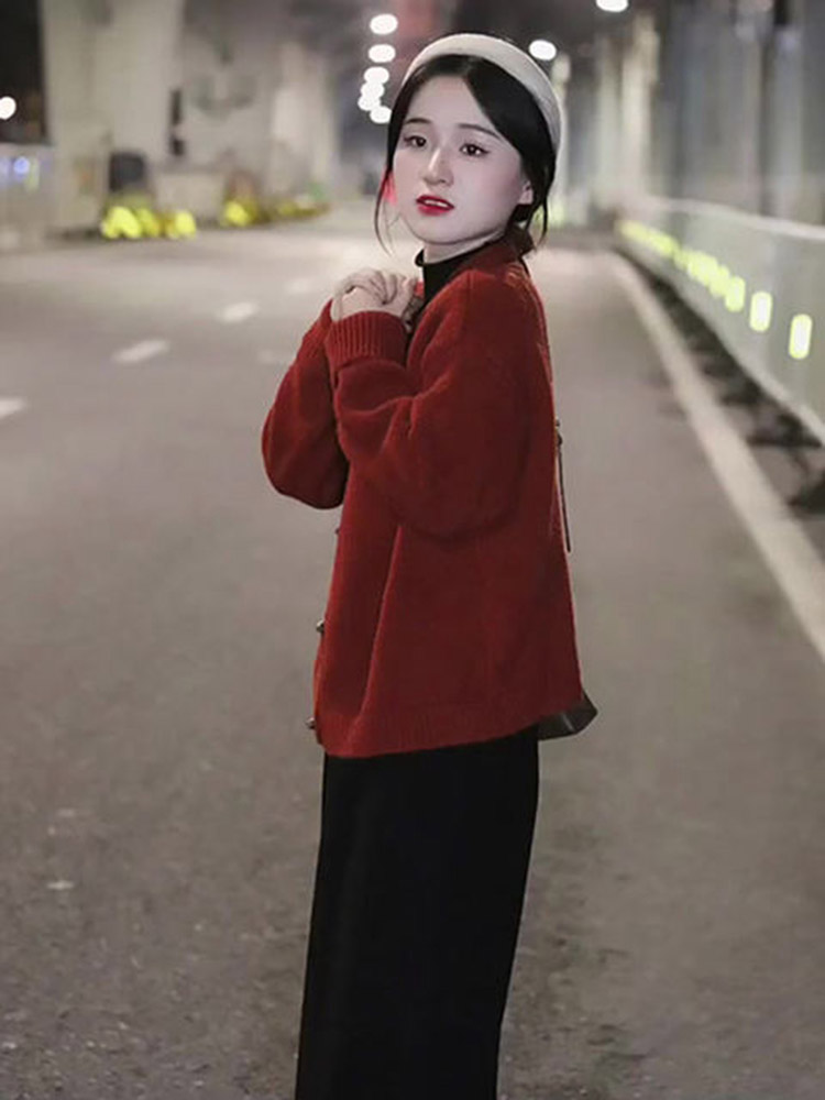 秋冬聖誕新年慵懶高級感超好看小香風氣質牛角扣紅色三件套裝女