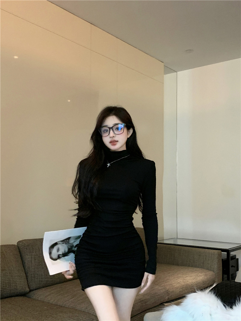 實拍 修身包臀性感辣妹半高領短袖連衣裙