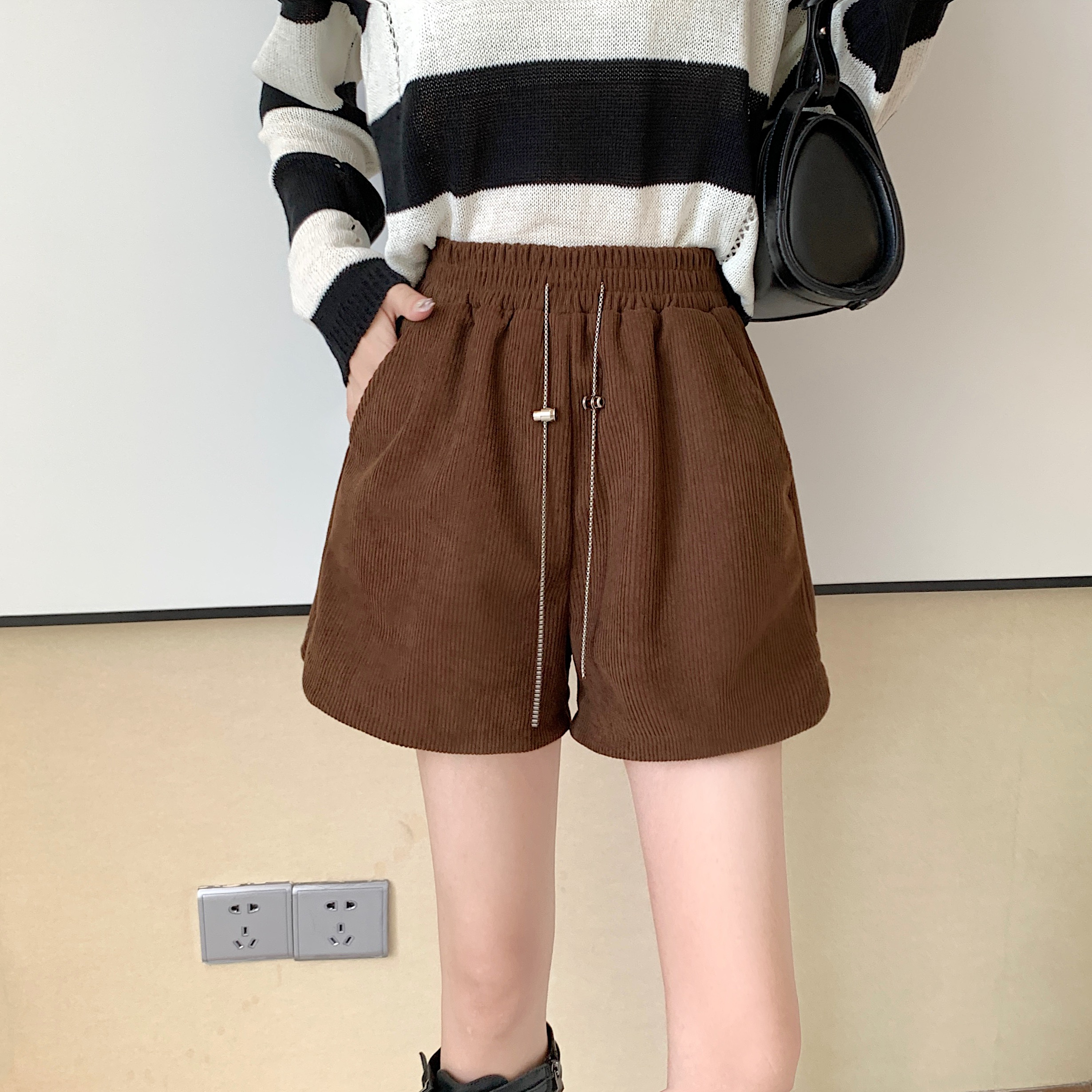 秋冬新款燈芯絨褲子鬆緊高腰a字短褲冬季闊腿褲外穿女裝顯瘦