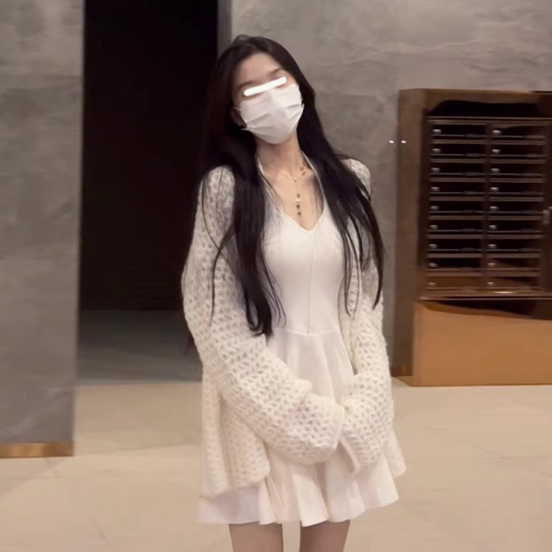 毛衣吊帶連衣裙子女秋冬裝穿搭配一整套裝小個子早初秋季2023新款