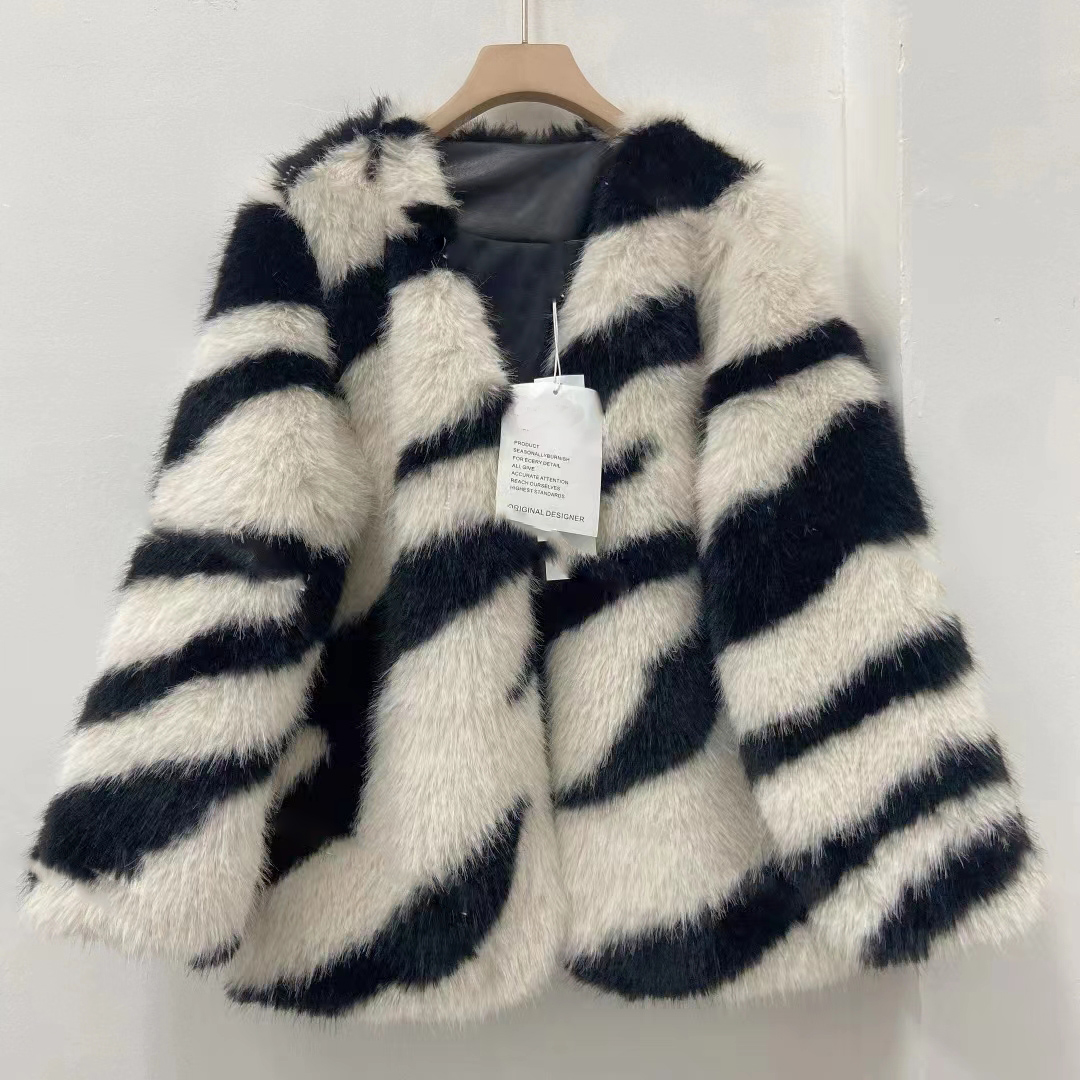 Zebra print fur women's 2023 new winter retro high-end loose fur coat