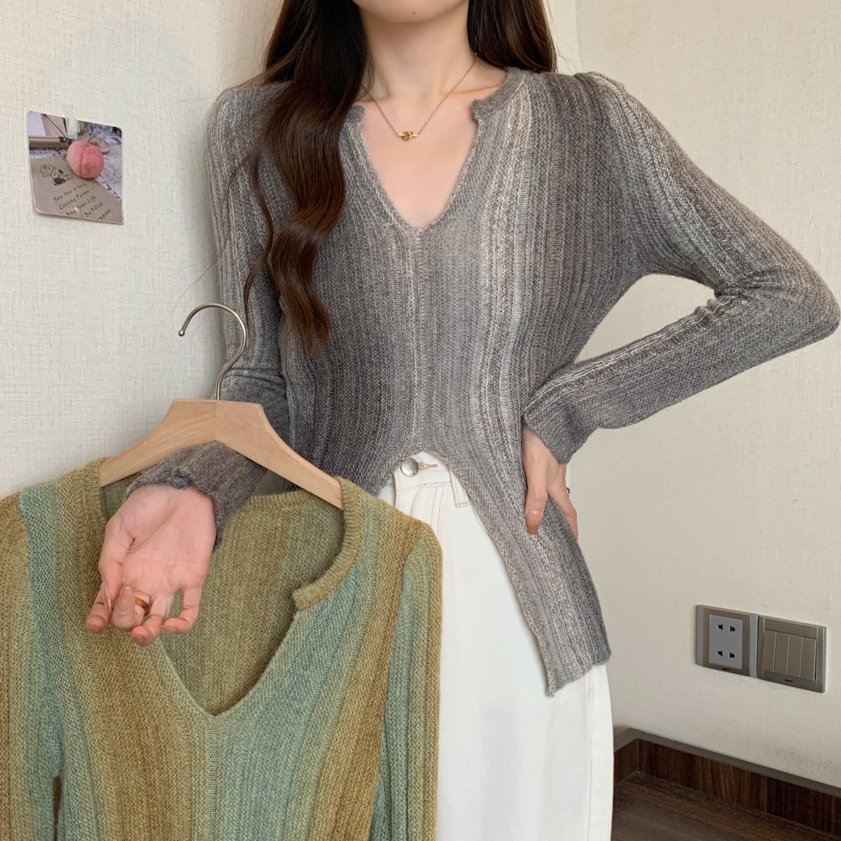 辣妹開叉修身長袖針織衫女裝秋季新款蝴蝶設計感顯瘦打底毛衣上衣
