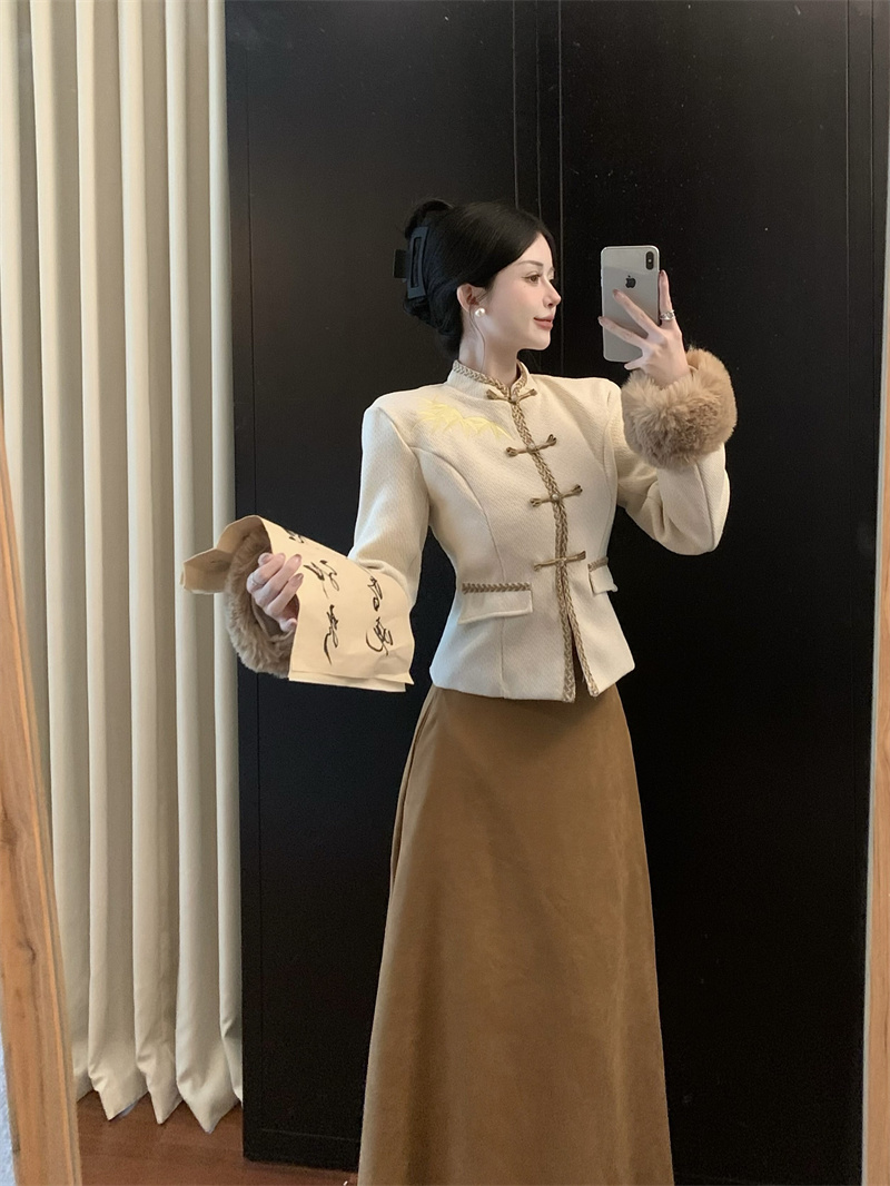 2023年美拉德系加厚外套新中式半身裙套裝
