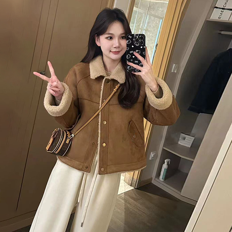 今年流行漂亮卡其色加厚小香韓系風外套女春秋2023新款美拉德穿搭