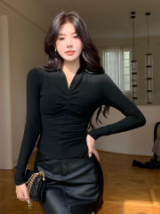 Versatile design, discreet long-sleeved bottoming shirt, high-end temperament, V-neck pleated top, niche