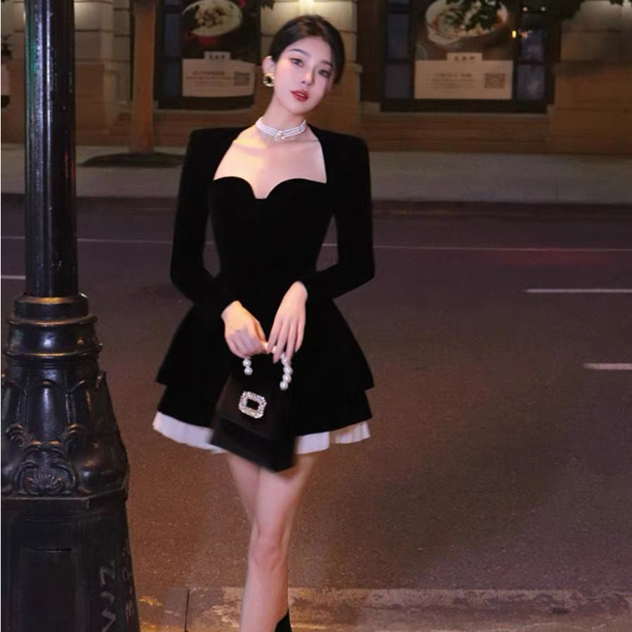 法式復古絲絨連衣裙女秋冬氣質赫本風裙子小黑裙高級感晚禮服短裙