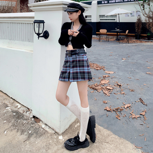 Photographed  Fall Fashion Retro Plaid A-line Skirt Versatile High-waist Bubble Butt Short Skirt