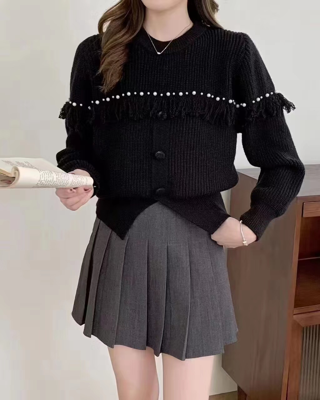 設計感流蘇釘珠圓領毛衣女秋冬小個子韓版慵懶風軟糯長袖針織上衣