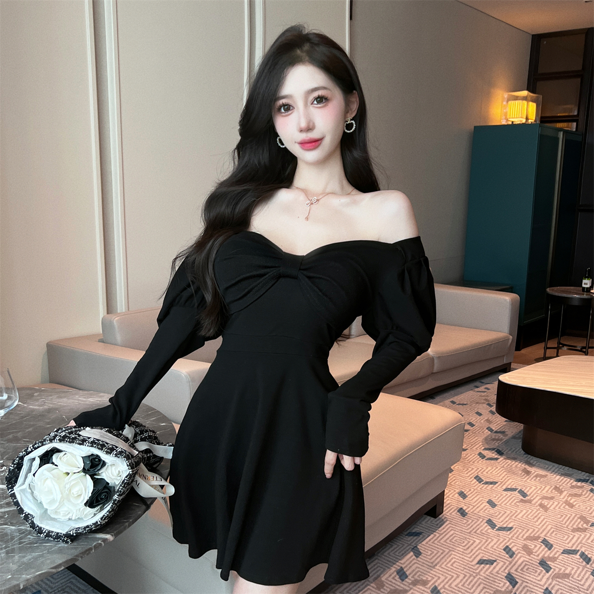 實拍秋冬新款法式復古小眾設計感連衣裙女神范收腰顯瘦打底裙