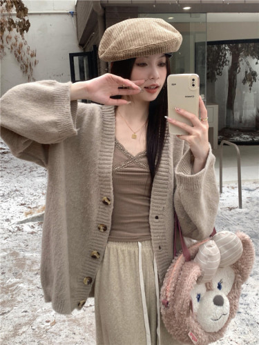 Real shot of khaki thickened lazy style loose Korean style knitted cardigan sweater jacket