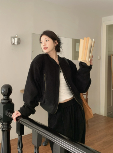 Real shot autumn and winter velvet cotton padded thickening pleated sleeve short jacket with stand-up collar and long zipper 