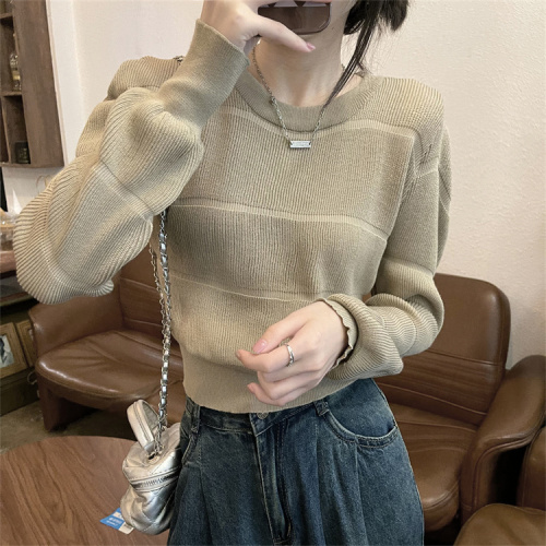 Real shot of short sweater for women in autumn and winter for small people, puff-sleeved sweater, high-waisted pullover, long-sleeved top