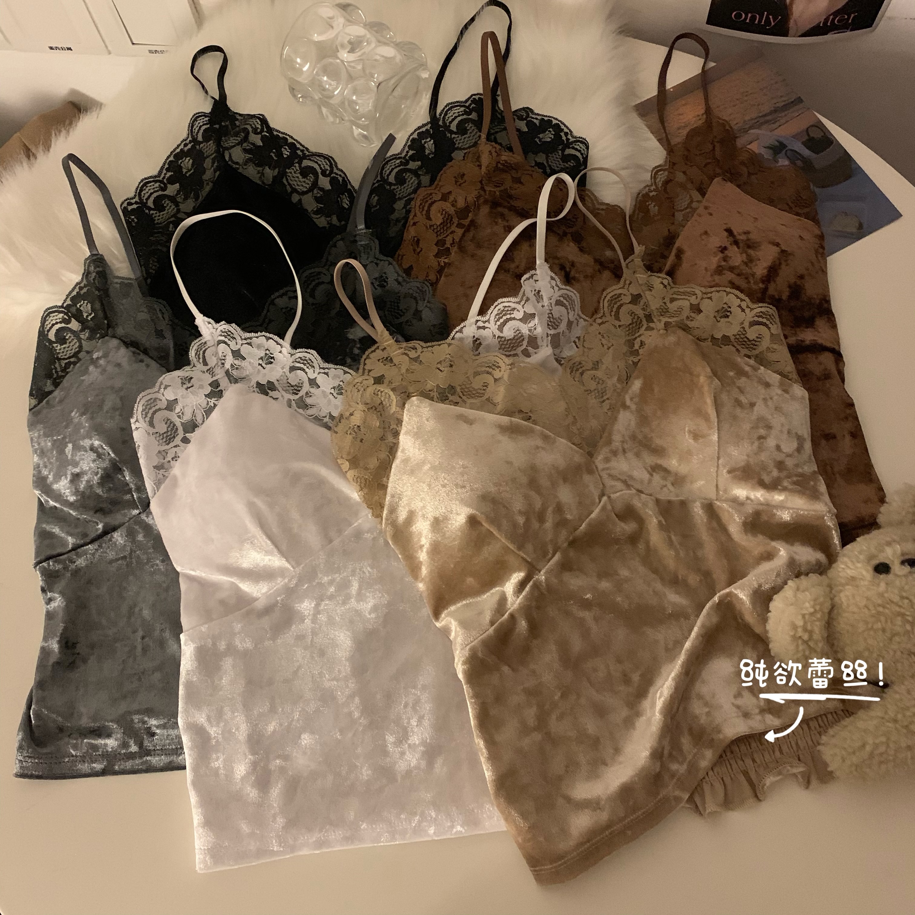 實拍絲絨蕾絲拼接小吊帶背心女內搭冬季純欲性感無袖打底上衣