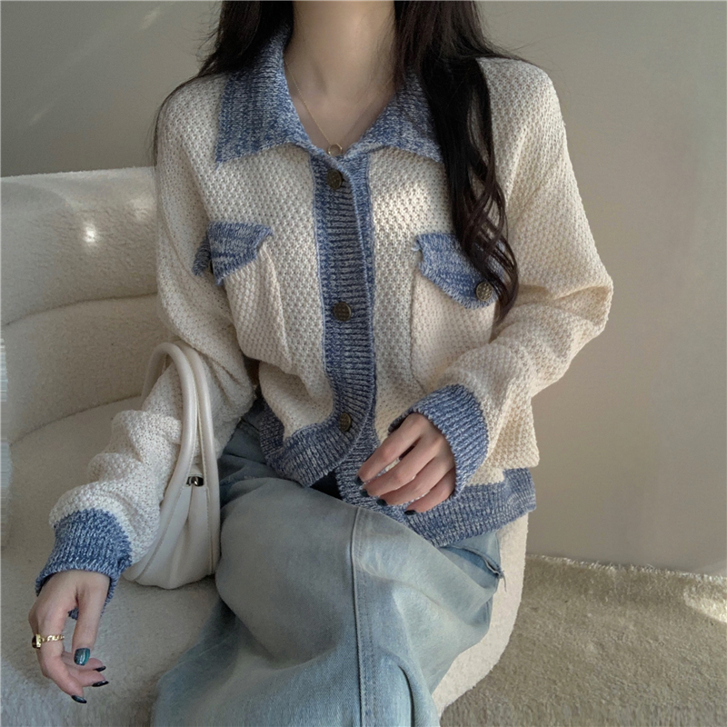 Actual shot of autumn and winter new style splicing contrasting edge age-reducing small fragrant style knitted cardigan sweater for women