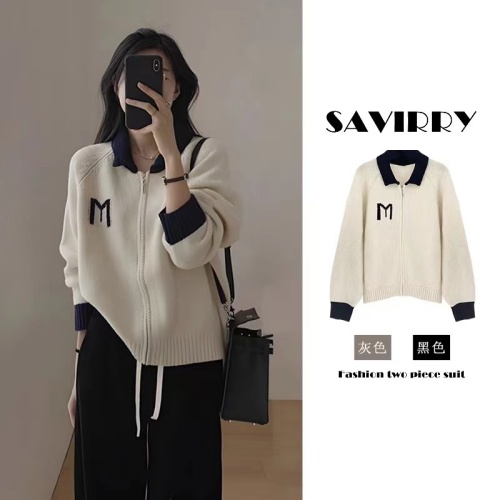 2023 New Sweater Women's Early Autumn Retro Knitted Cardigan Jacket Bottom Layer Top Autumn and Winter
