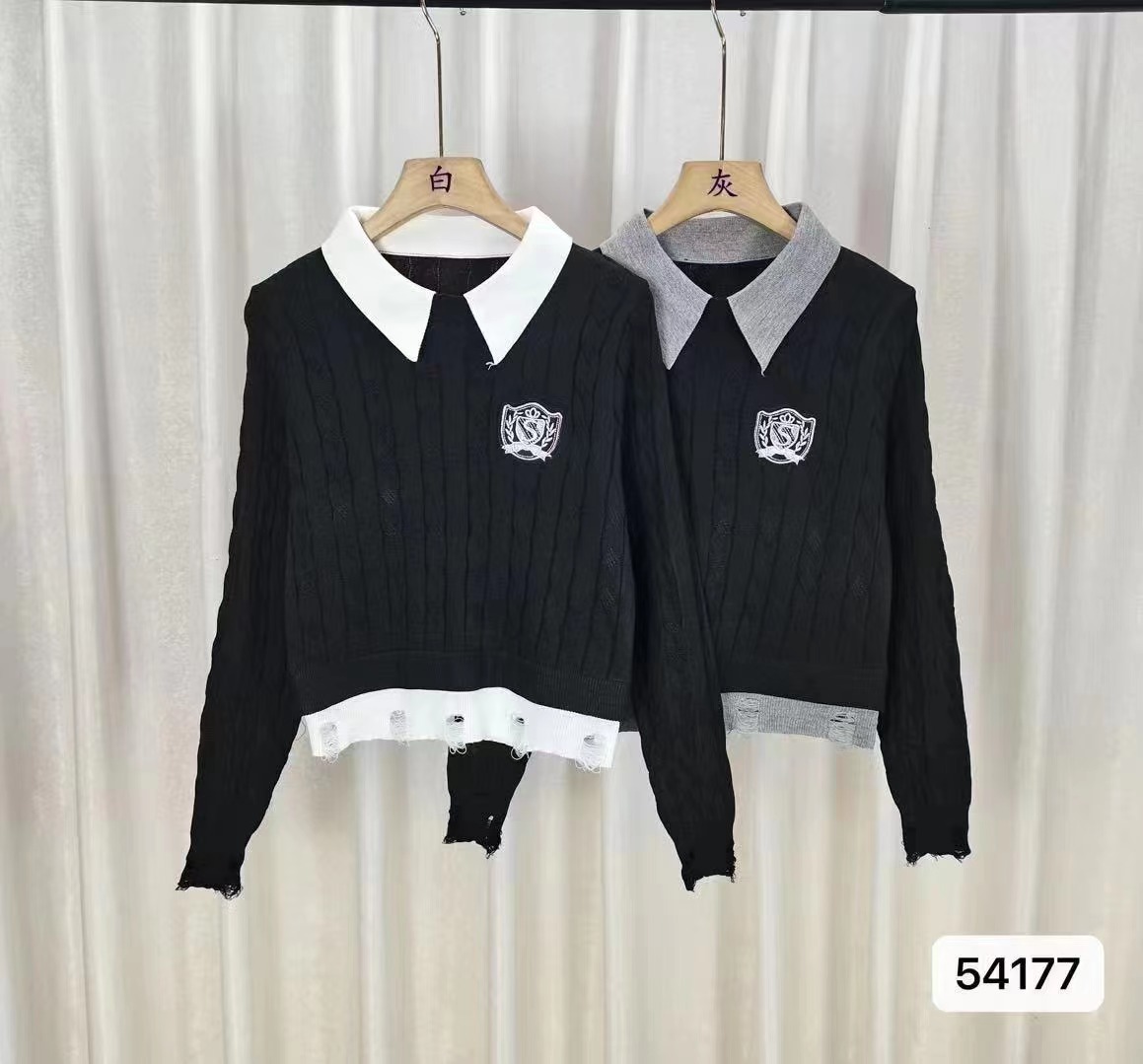 秋冬新款韓版學院風Polo領刺繡破洞邊拼接假兩件長袖上衣女
