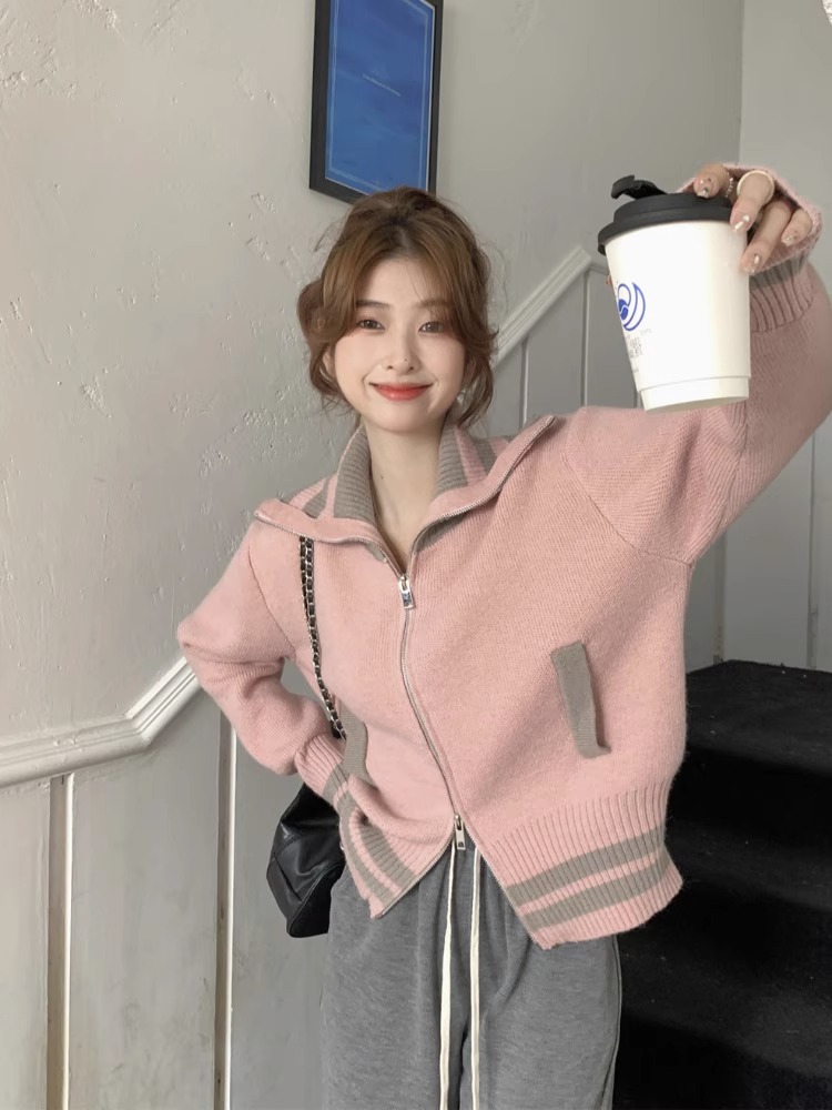 Contrast color lapel zipper sweater jacket for women in autumn and winter design niche loose short high collar knitted cardigan top