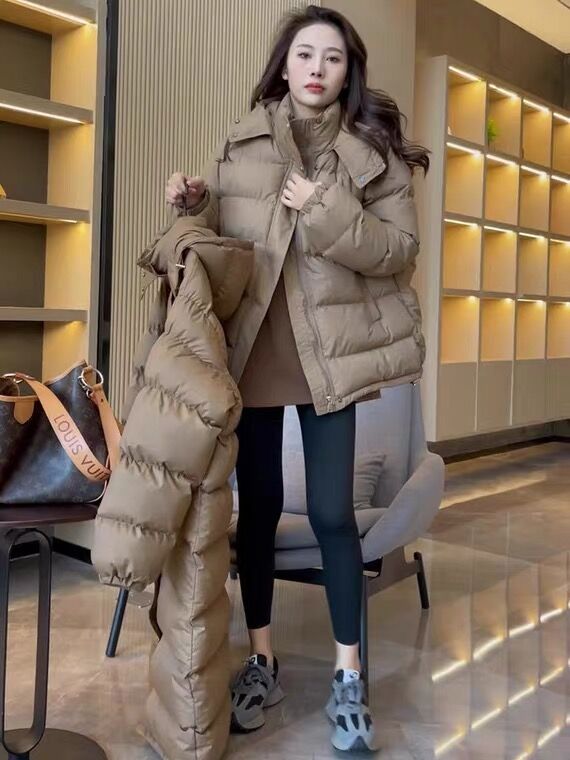 Net picture 2023 European and Korean style Hong Kong style short style medium-length down cotton coat small thickened bread coat for women