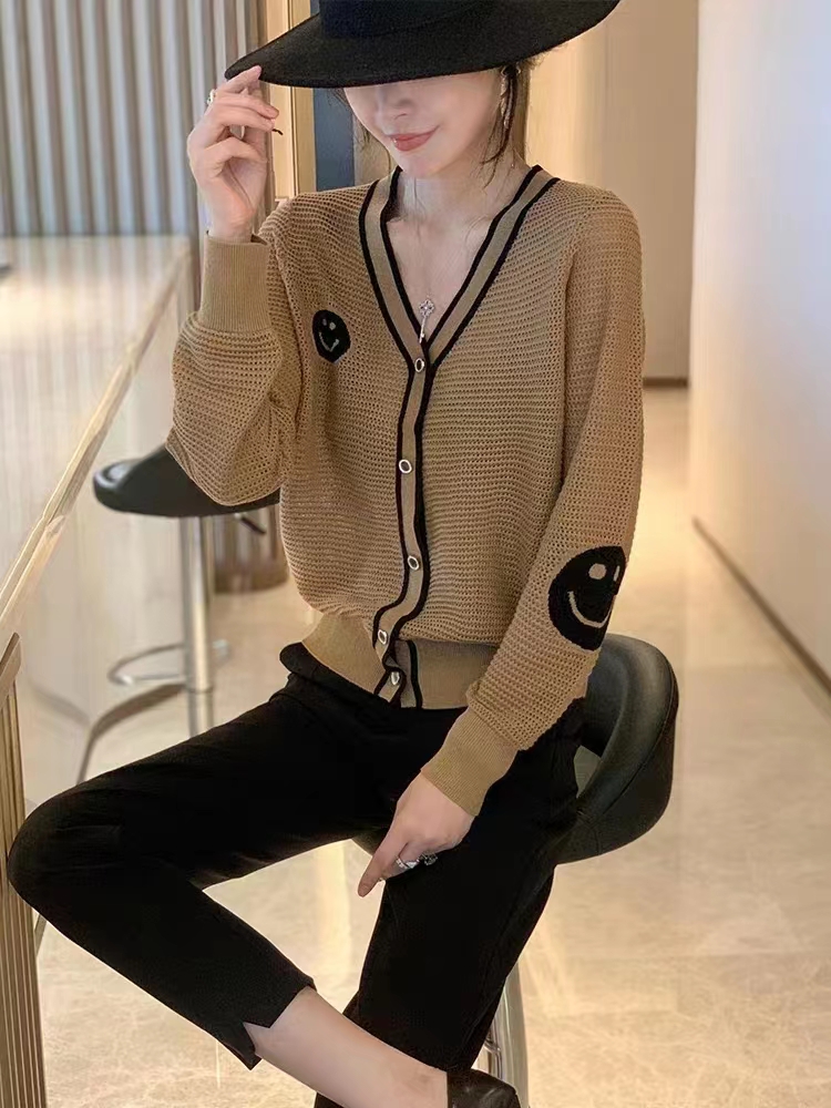 笑臉V領小開衫薄外穿時尚減齡寬鬆針織衫女春季2023年新款歐洲站