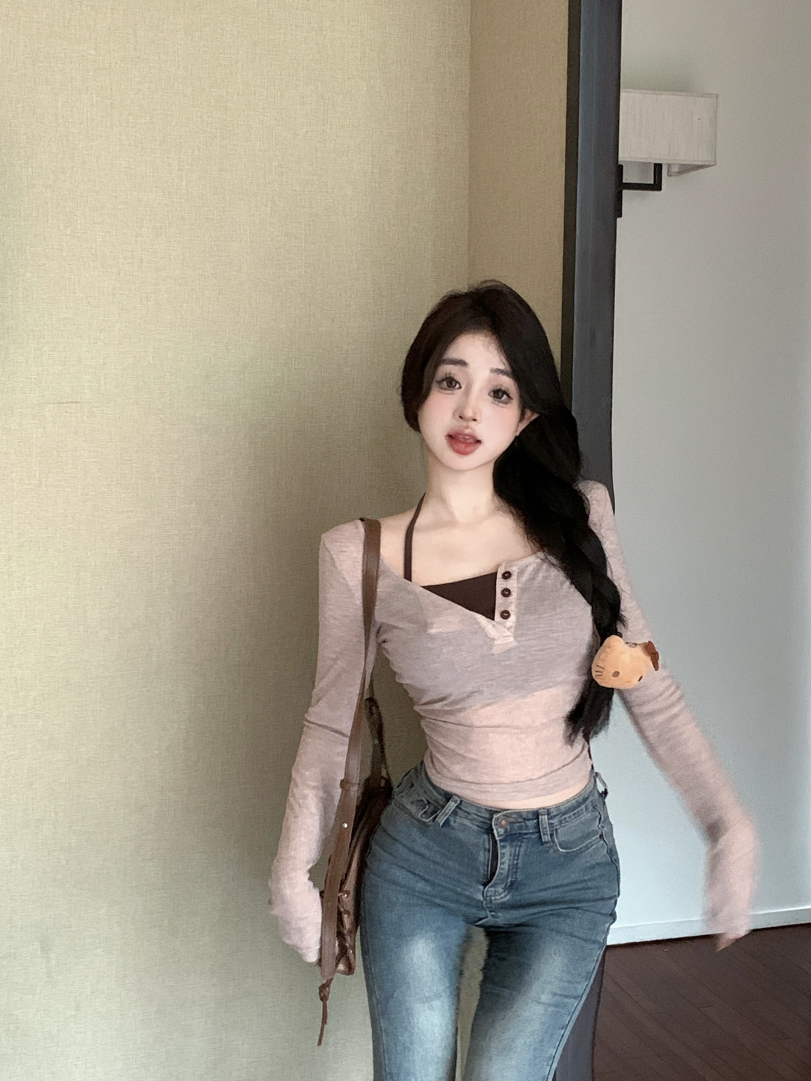 Real shot Autumn short hot girl slimming fake two-piece long-sleeved T-shirt women's top