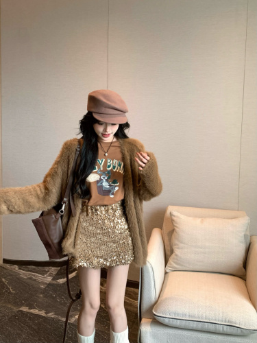 Real shot ~ Lazy and comfortable short-sleeved top + sequined skirt + sweater cardigan for women