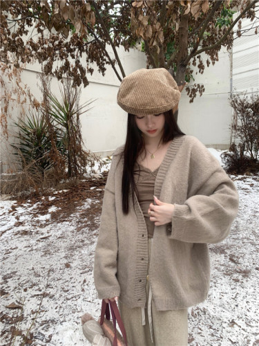 Real shot of khaki thickened lazy style loose Korean style knitted cardigan sweater jacket