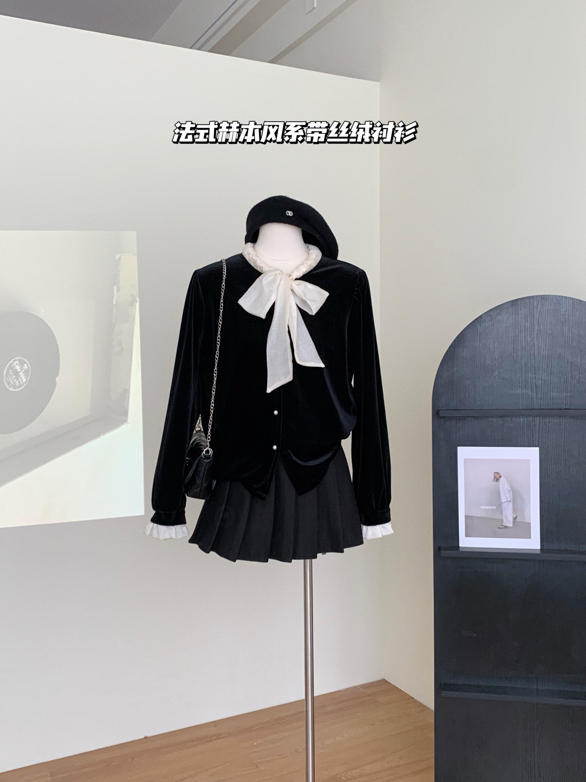實拍法式赫本蝴蝶結系帶絲絨襯衫女秋冬氣質單排扣短款木耳邊上衣